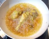 Foto langkah ke 4 dari resep Paha Ayam Saus Telur Asin.
