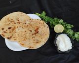 A picture of step 8 of Farali aalu paratha.