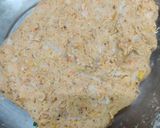 A picture of step 3 of Mooli Paratha.