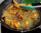 Foto langkah ke 3 dari resep Ayam goreng pedas/chili padi.