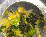 A picture of step 2 of Rava onion uttapam.