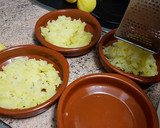 Foto del paso 3 de la receta: Patatas francesas (papas con huevo al horno)