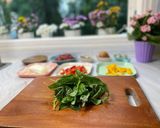 Hình bước làm 1 của món 📣 Thịt bò xào húng quế kiểu Thái 🥩🫑🧅🌿
