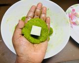 A picture of step 4 of No Fry Spinach Cheese Balls.