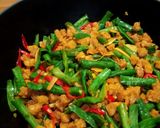 Foto langkah ke 5 dari resep Orek Tempe Kacang Panjang.