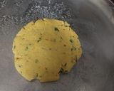 A picture of step 2 of Methi makki ki roti.