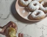 Foto langkah ke 7 dari resep Donat Empuk Enaak #321.