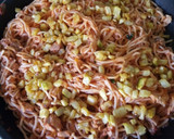 Foto del paso 8 de la receta: Noodles con calabacín y atún en conserva