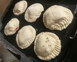 A picture of step 1 of Pizza pockets.