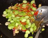 Foto langkah ke 2 dari resep Tumis cumi asin Pete.