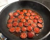 Erdélyi savanyúkáposzta-leves pirított kolbásszal, tejföllel recept fázis 3 fotója