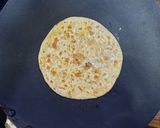 A picture of step 6 of Stuffed Radish Parantha.