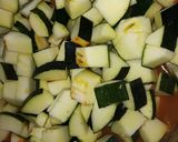 Tejfölös-fűszeres cukkini pörkölt recept fázis 4 fotója