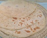 A picture of step 8 of Dosti roti.