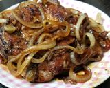 A picture of step 7 of Chinese Style Onion Pork Chop with sweet soya sauce甜豉油洋蔥豬扒.