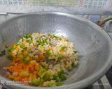 வெஜிடபிள் ஓட்ஸ் உப்புமா(vegetable oats upma recipe in tamil) ரெசிபி ஸ்டேப் 3 புகைப்படம்