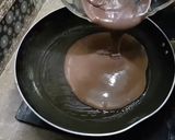 A picture of step 4 of Chocolate Swiss rolls.