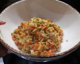 Foto del paso 2 de la receta: Calabacines luna rellenos de carne y verduras