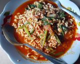 Foto langkah ke 1 dari resep Mie Tek Tek kuah.