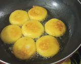 A picture of step 5 of Sweet Potato Mini Cake.