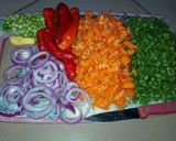 A picture of step 1 of Veggies sauce.