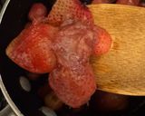 Foto del paso 1 de la receta: Cheesecake de Frutos rojos Estilo Ally