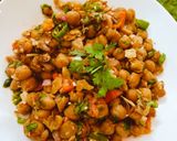 A picture of step 4 of Chana Chaat.