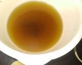 A picture of step 2 of Gurr aur lemon ka sharbat.