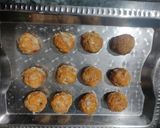 A picture of step 6 of Maggi Pakoda.