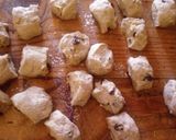 Foto del paso 6 de la receta: Bollitos dulces con pasas y nueces