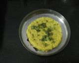 A picture of step 7 of Poha dhokla.
