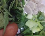Foto langkah ke 1 dari resep Kwetiau Goreng Kangkung.