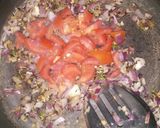 A picture of step 5 of Saagwala rajma.