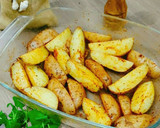 Foto del paso 2 de la receta: Papas rústicas con salsa de Queso