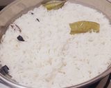 A picture of step 4 of Hyderabadi prawns biryani.