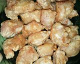 Foto langkah ke 2 dari resep Ayam goreng tepung saus pedas manis.