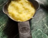 A picture of step 2 of Raw mango icecream.