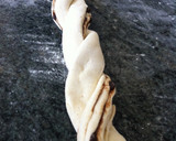 Foto del paso 5 de la receta: Trenza de hojaldre con nutella y chispas de chocolate
