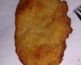 Foto del paso 1 de la receta: Milanesas con salsa blanca y espinaca