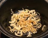A picture of step 2 of Seafood Potjie.