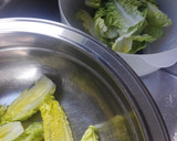 Foto del paso 2 de la receta: Ensalada de salmón ahumado con salsa kéfir de cebollino