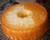 Foto del paso 7 de la receta: Pastel Ángel con crema de queso y fresas