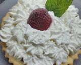 Foto del paso 5 de la receta: Mini tarta de frutillas, dulce de leche y crema 🍓