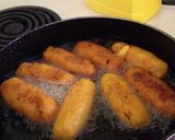 Foto del paso 6 de la receta: Sorullitos de maíz rellenos de queso