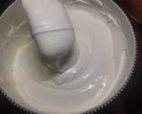 Foto langkah ke 4 dari resep Butter cream super lembut, creammmyyyy+rich  banget. ala khalimah kitchen's.