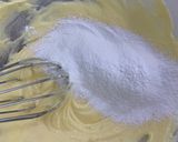Foto del paso 2 de la receta: Budín de limón y arándanos