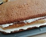 Pas rețetă Prăjitură cu 2 blaturi, cremă cu mascarpone, strat de gem cu nucă și glazură de ciocolată albă 15 fotografie