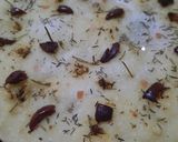 Foto del paso 8 de la receta: Focaccia con olivas negras, tomillo y romero