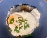 A picture of step 8 of Classic Hawaiian Loco Moco with Rich Brown Gravy.