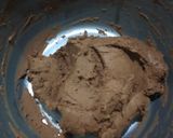 Foto langkah ke 3 dari resep Semprit Coklat Maizena 3 Bahan.